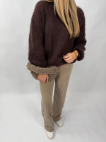 Lade das Bild in den Galerie-Viewer, Mohair Pullover Val Chocolate
