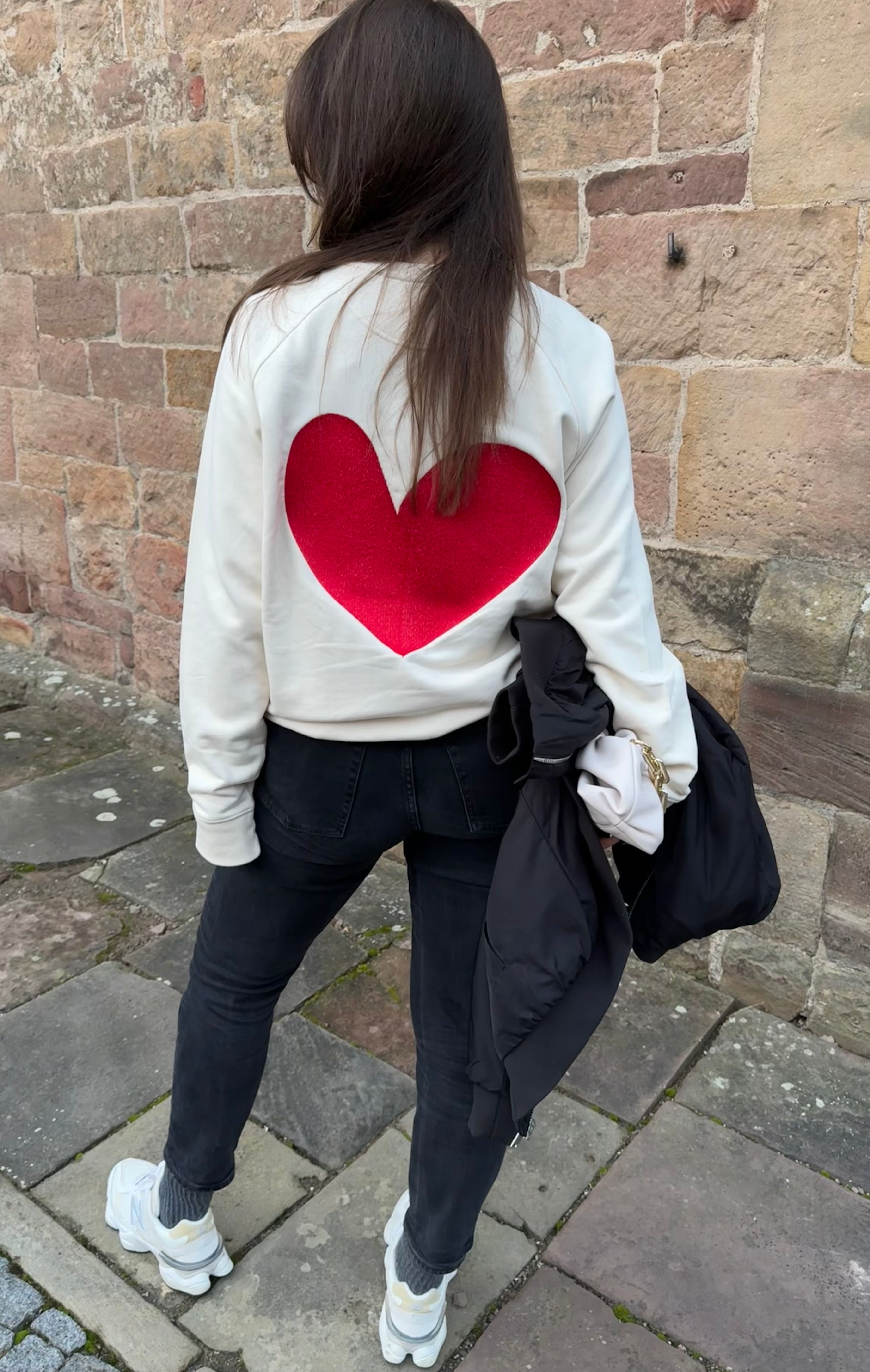 BQ Heart Sweater | Fair Fashion