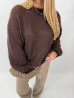 Lade das Bild in den Galerie-Viewer, Mohair Pullover Val Chocolate
