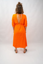 Lade das Bild in den Galerie-Viewer, Musselin Kleid Malu Orange
