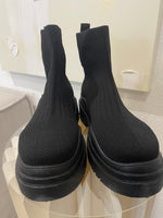 Lade das Bild in den Galerie-Viewer, Sock Boot Lia Schwarz
