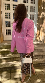 Lade das Bild in den Galerie-Viewer, BQ Sweater &quot;enjoy the now&quot; Pink
