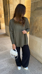 Lade das Bild in den Galerie-Viewer, Lässiger Sweater Jara Khaki

