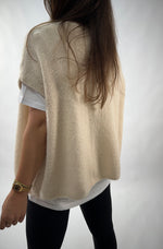 Lade das Bild in den Galerie-Viewer, Cardigan Weste Malu Beige
