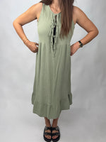 Lade das Bild in den Galerie-Viewer, Musselin Midi Kleid Mia Salbei
