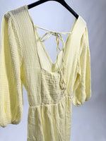 Lade das Bild in den Galerie-Viewer, Musselin Kleid Malu Pastell Gelb

