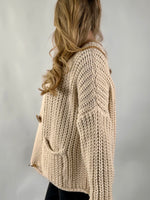 Lade das Bild in den Galerie-Viewer, Strick Cardigan Golden Beige
