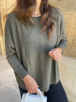 Lade das Bild in den Galerie-Viewer, Lässiger Sweater Jara Khaki
