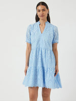 Lade das Bild in den Galerie-Viewer, YAS Kleid HOLI SS Blue
