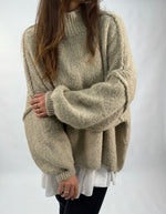 Lade das Bild in den Galerie-Viewer, Oversize Pullover Val Beige
