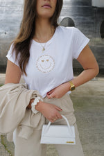 Lade das Bild in den Galerie-Viewer, Shirt Good Day Weiß | Biobaumwolle | BQU 1805 | Fair Fashion
