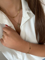 Lade das Bild in den Galerie-Viewer, Kette Celine
